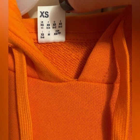 Reebok | pullover sweater euc - Picture 2 of 2